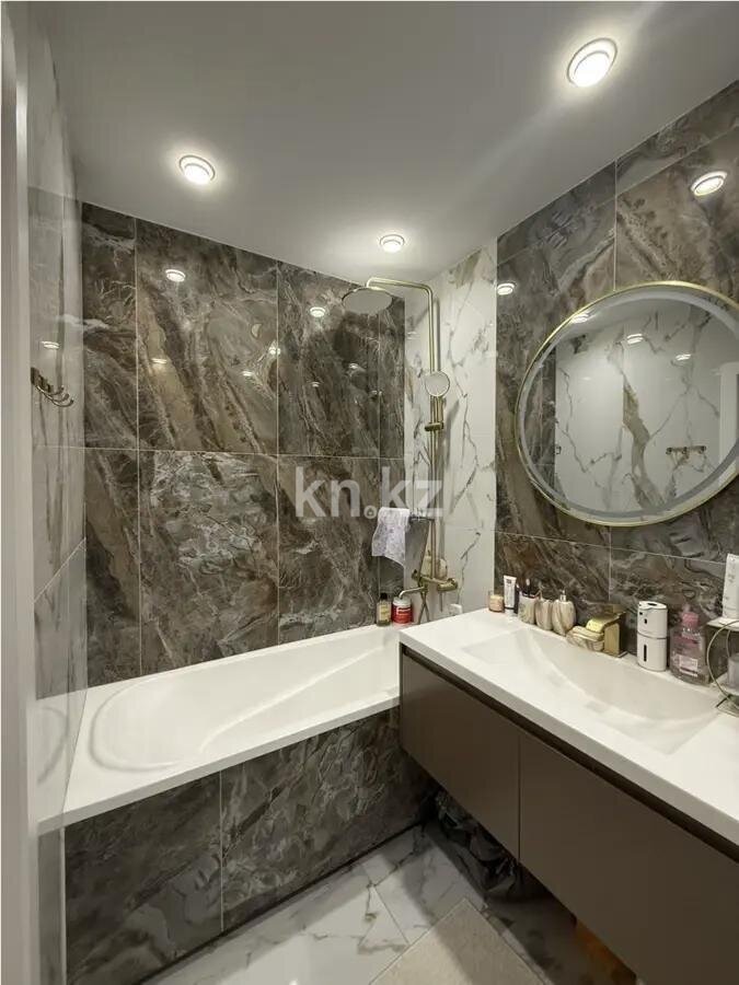 Продажа 2-комнатной квартиры, 65 м² в Алматы - фото 3