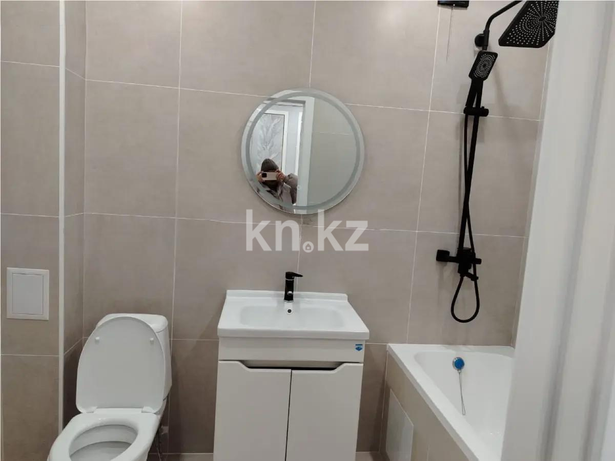 Продажа 1-комнатной квартиры, 38 м², ул. Тынышбайулы, дом  6 стр в Астане - фото 2