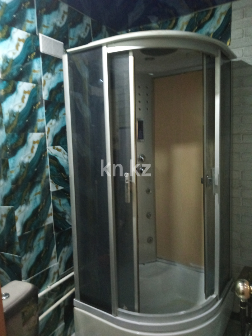 Аренда 2-комнатной квартиры, 45 м², ул. Караганды, дом  28 - Продажа домов, коттеджей в Атырау фото 10 из 18