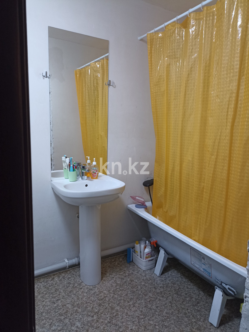 Продажа 3-комнатной квартиры, 61 м², мкр-н Мамраева (Восток-5), дом  34 - Продажа  трехкомнатных квартир в Караганде фото 15 из 15