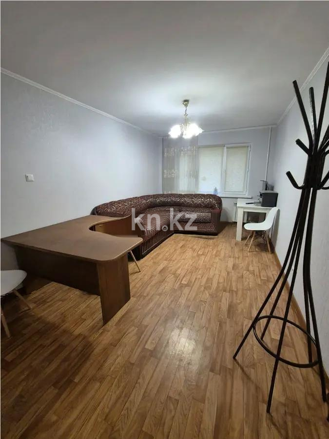 Продажа 3-комнатной квартиры, 63.4 м², ул. Манаса, дом  9 в Алматы