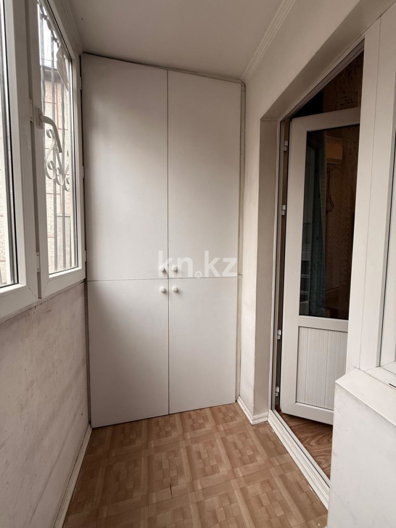Продажа 3-комнатной квартиры, 70 м², ул. Жандосова, дом  37В в Алматы - фото 10