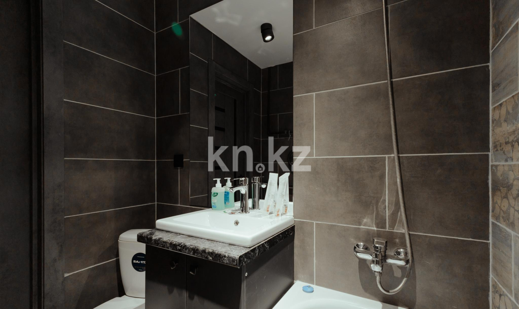 Аренда 1-комнатной квартиры посуточно, 1 м², ул. Букетова, дом  38 - Аренда квартир посуточно в Петропавловске фото 18 из 20