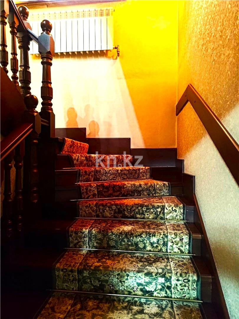 Продажа 8-комнатного дома, 433 м² - Продажа пятикомнатных и более домов, коттеджей в Караганде фото 25 из 48