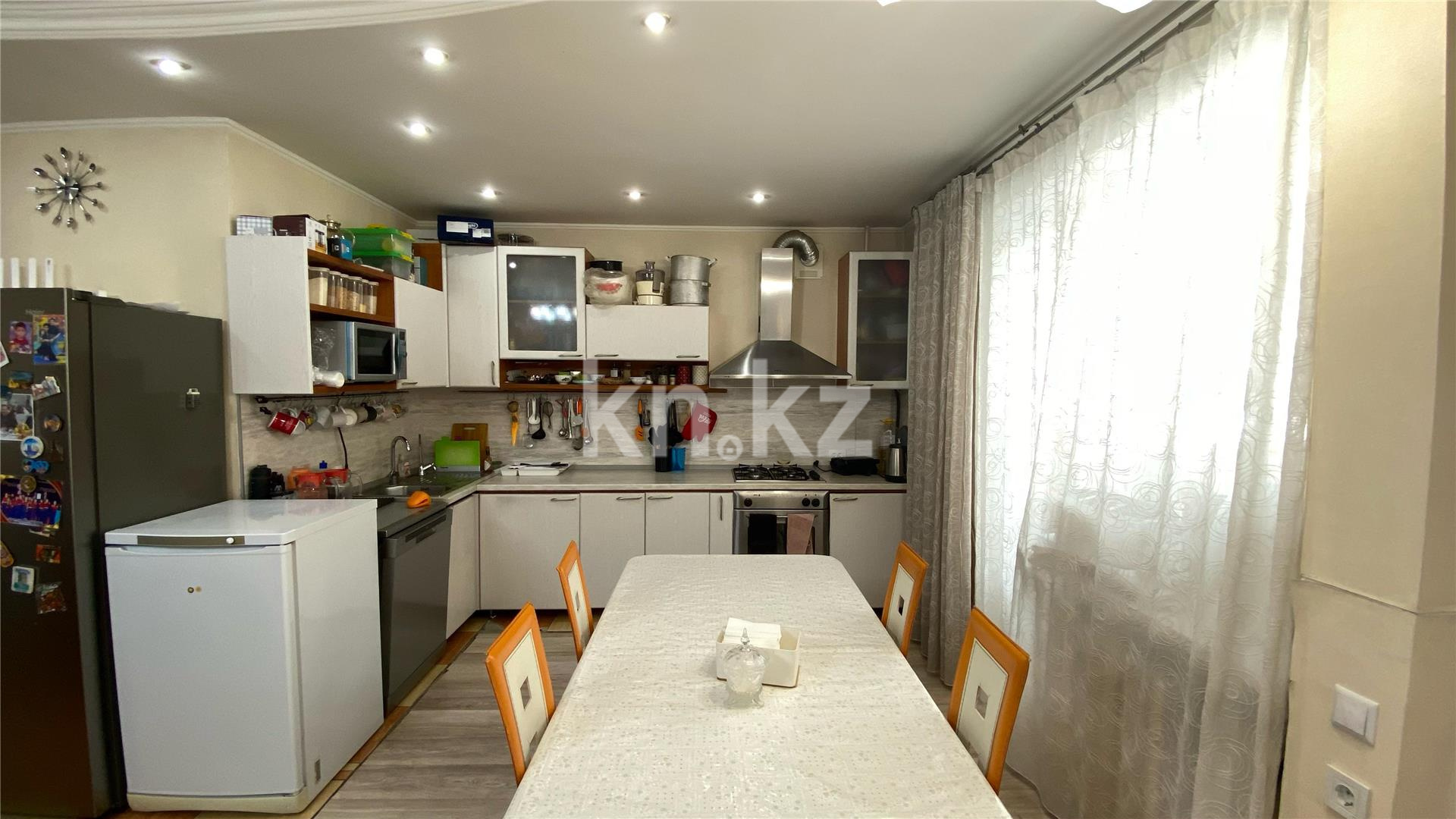 Продажа 3-комнатной квартиры, 92 м², пр. Момышулы в Астане - фото 8