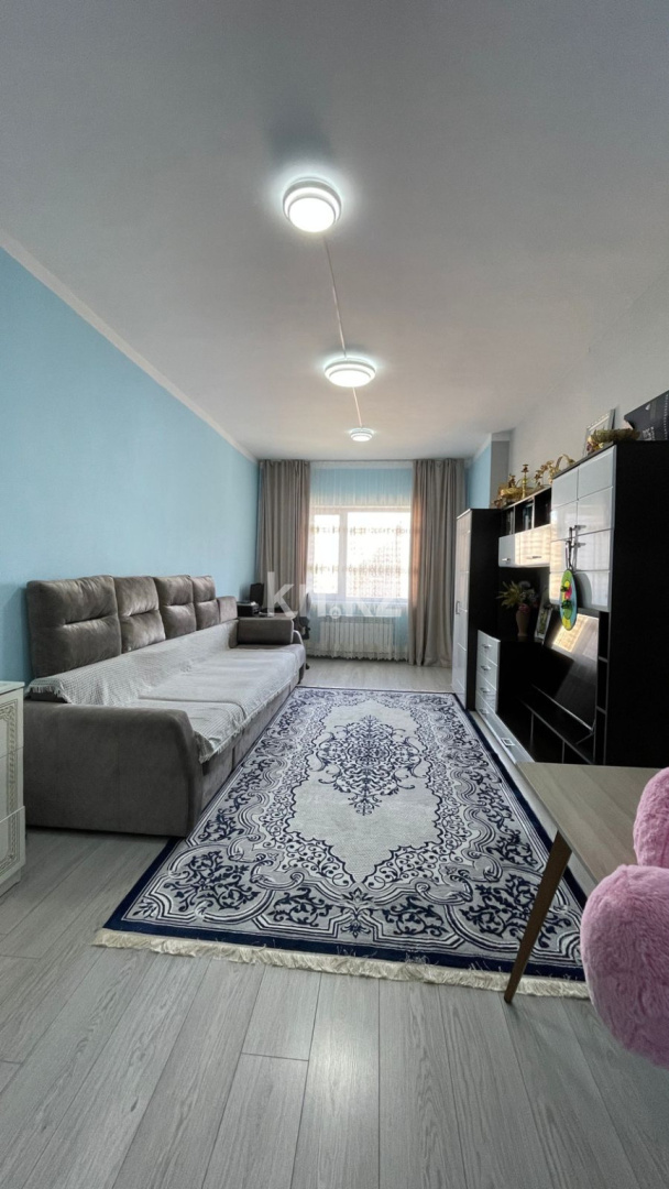 Аренда 2-комнатной квартиры, 52 м², пр. Шахтеров, дом  52б - Аренда квартиры помесячно в Караганде фото 1 из 9