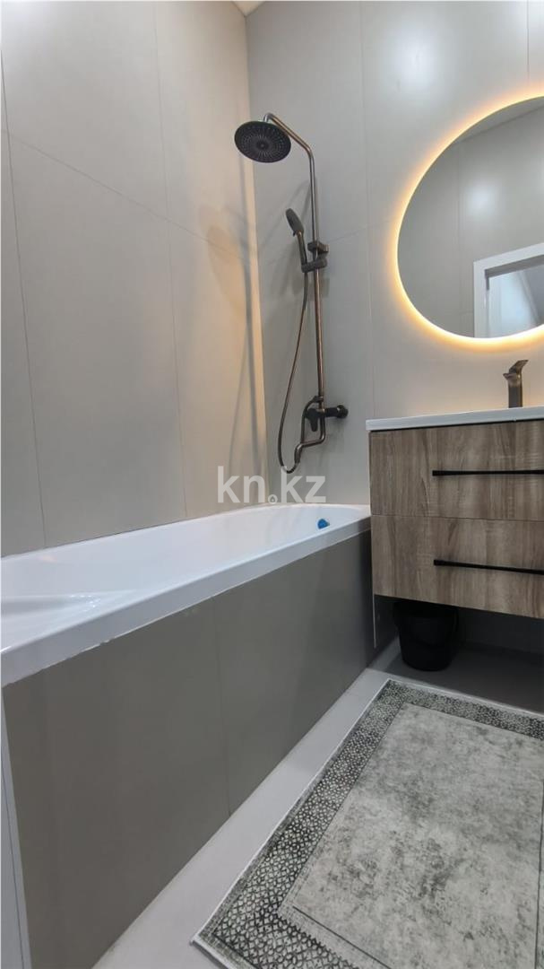 Продажа 2-комнатной квартиры, 65 м² в Караганде - фото 11