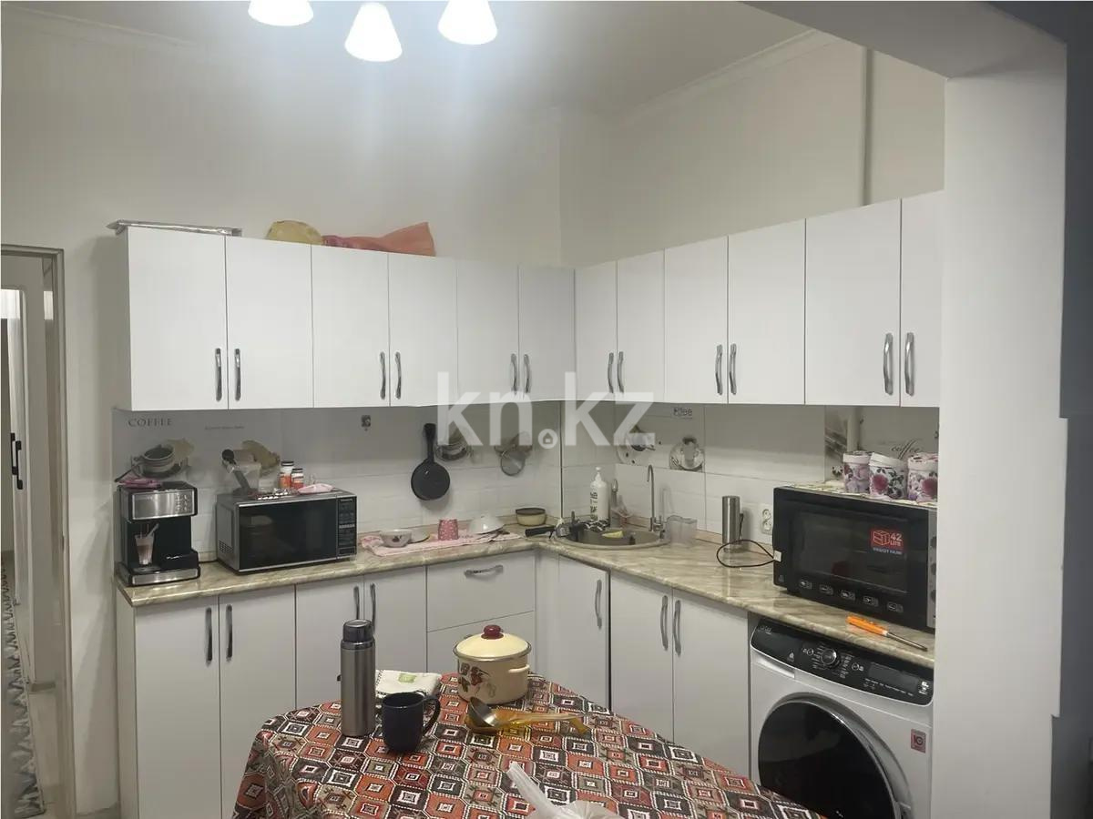 Продажа 3-комнатной квартиры, 70 м², мкр-н Тастак-2, дом  20 в Алматы - фото 4