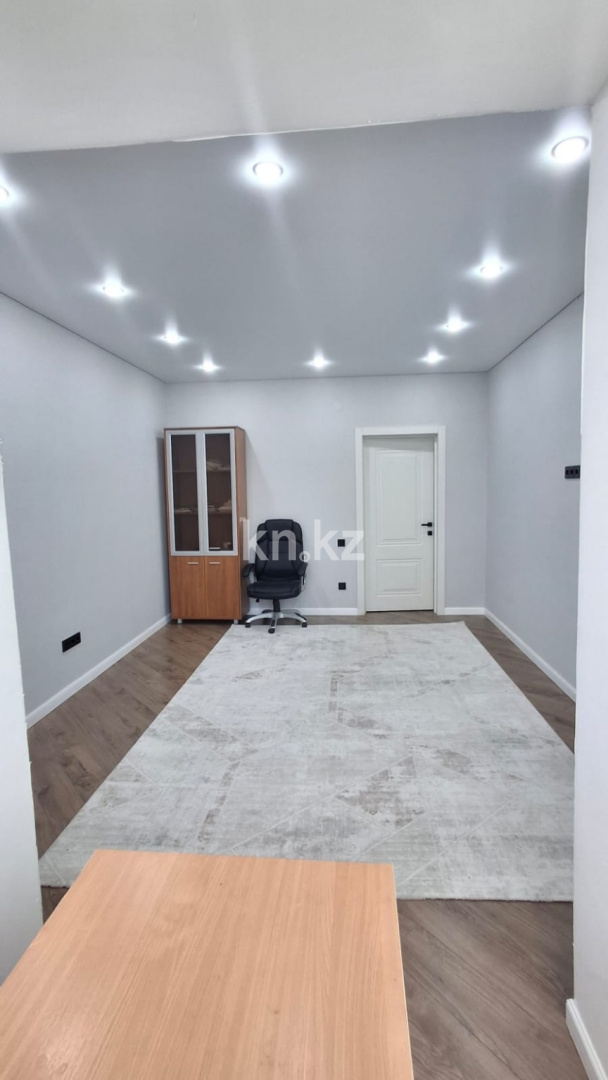 Продажа 1-комнатной квартиры, 52 м² в Уральске - фото 2