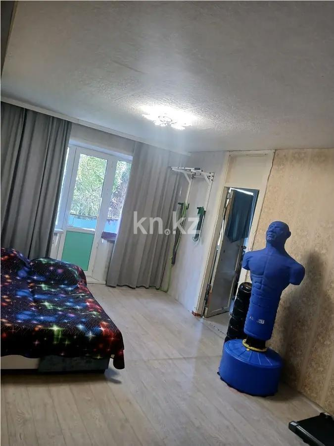 Продажа 3-комнатной квартиры, 57 м², мкр-н 13, дом  13 - Продажа квартир в Караганде с фото фото 1 из 2