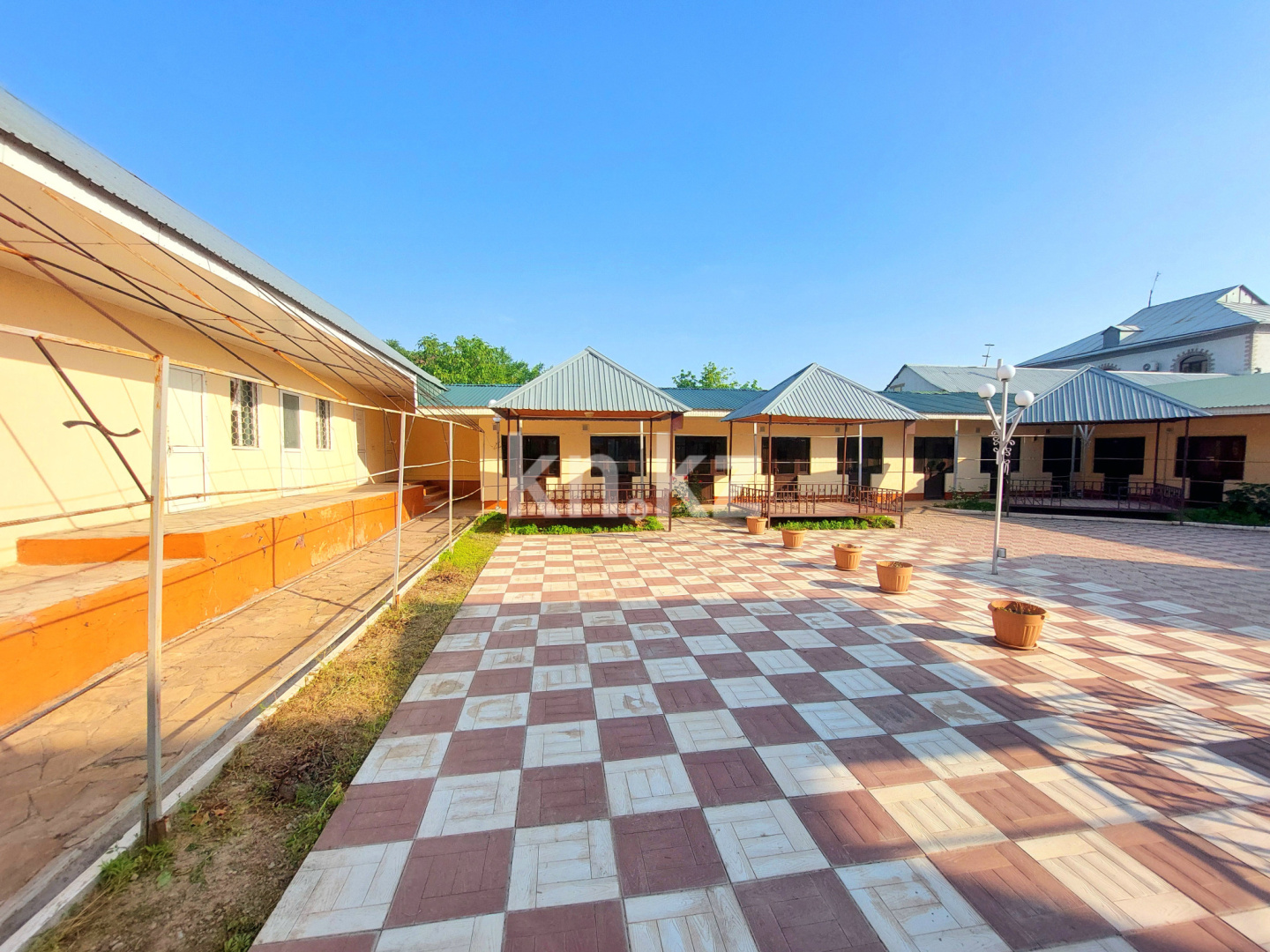 Продажа , 700 м², ул. Аль-Фараби, дом  1111 - Продажа офисных и торговых помещений в Шымкенте фото 9 из 31