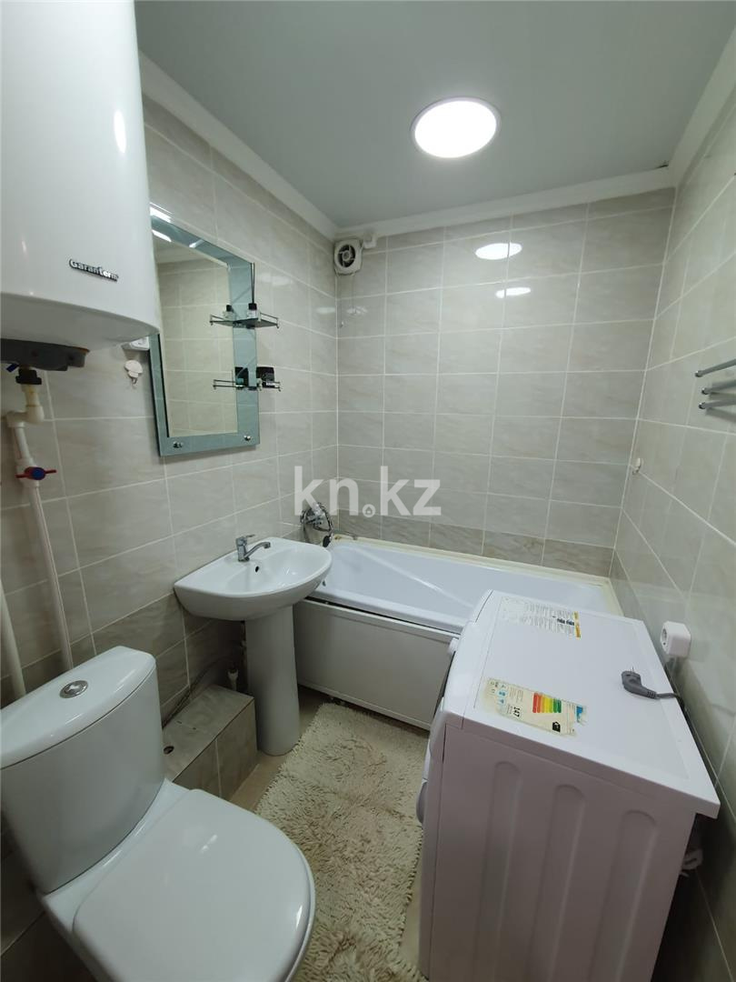 Продажа 2-комнатной квартиры, 45 м², ул. Университетская - Продажа квартир в Караганде фото 7 из 9