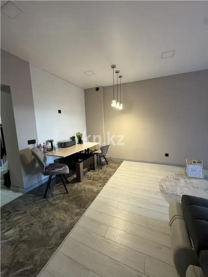 Продажа 3-комнатной квартиры, 68 м² - Продажа квартир от собственников в Караганде - страница 2 фото 3 из 5