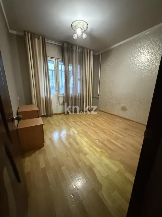 Продажа 2-комнатной квартиры, 60 м², мкр. Аксай-5, дом  12 - Продажа квартир в Казахстане фото 2 из 4