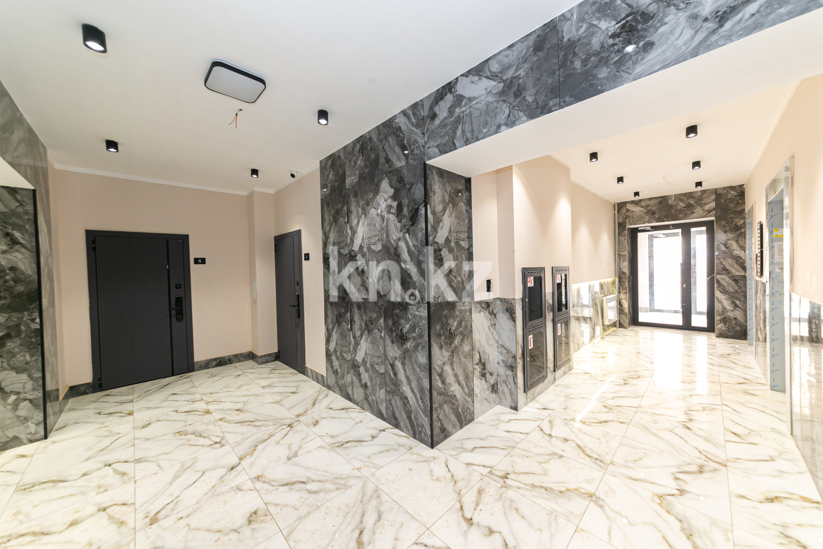 Продажа 2-комнатной квартиры, 38 м², ул. Е-181, дом  1/1 в Астане - фото 13