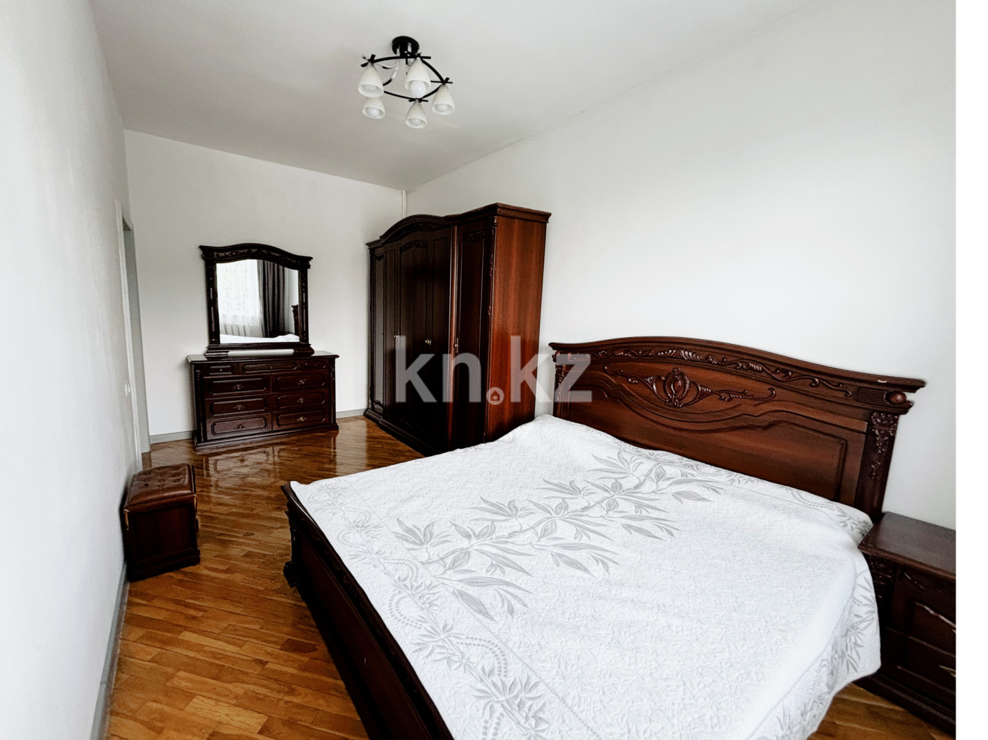 Продажа 6-комнатного дома, 300 м², ул. Оспанова - Продажа домов, коттеджей в Алматы без посредников фото 10 из 15