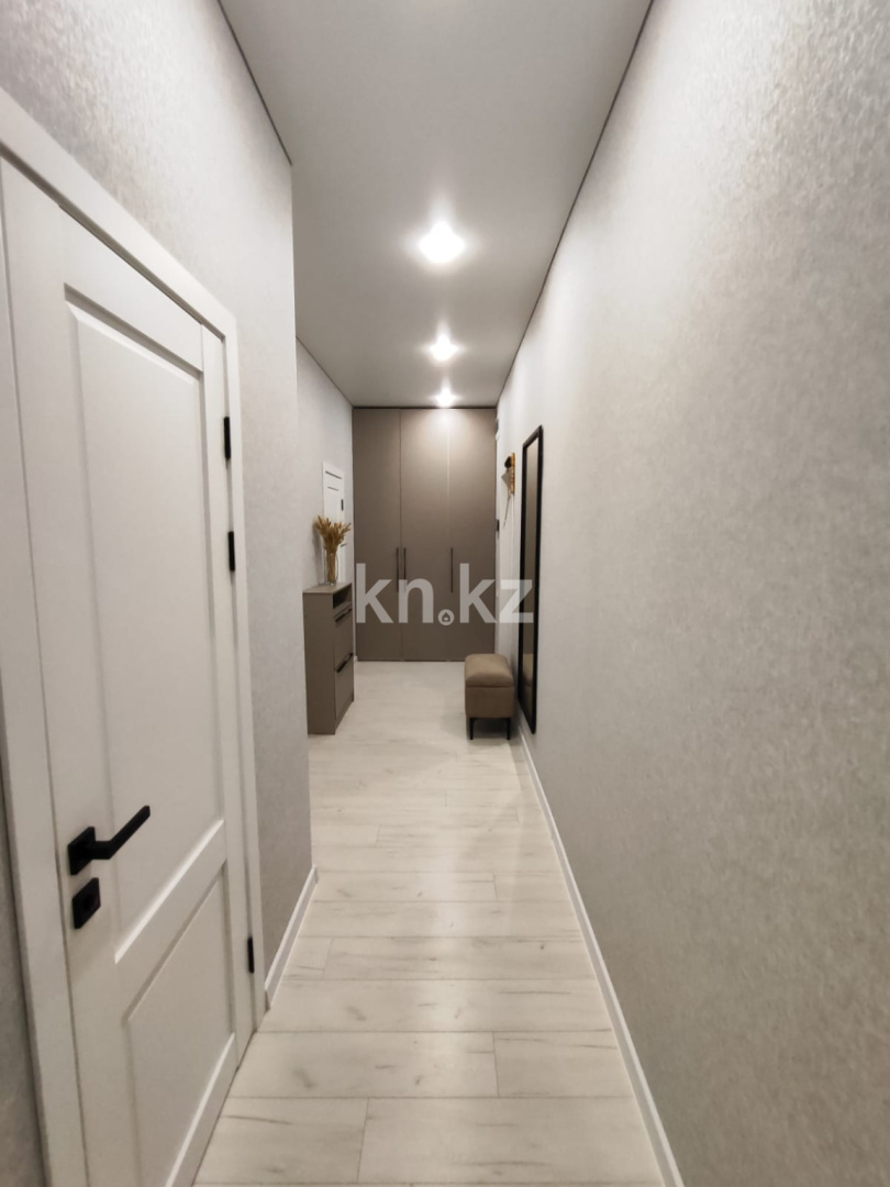 Продажа 3-комнатной квартиры, 70 м², ул. Ашимова - Продажа  трехкомнатных квартир в Караганде фото 20 из 34