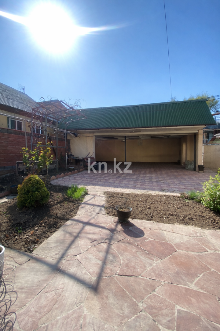 Продажа 6-комнатного дома, 284 м² - Продажа пятикомнатных и более домов, коттеджей в Алматы фото 14 из 14