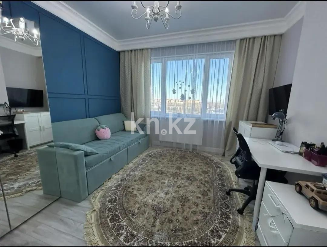 Продажа 4-комнатной квартиры, 101 м² - Продажа квартир в блочном доме в Казахстане - страница 2 фото 2 из 7