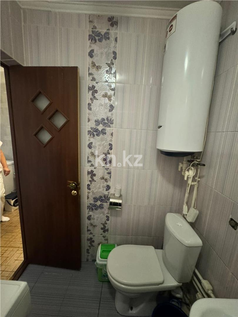 Продажа 3-комнатной квартиры, 49 м², ул. Крылова в Караганде - фото 10