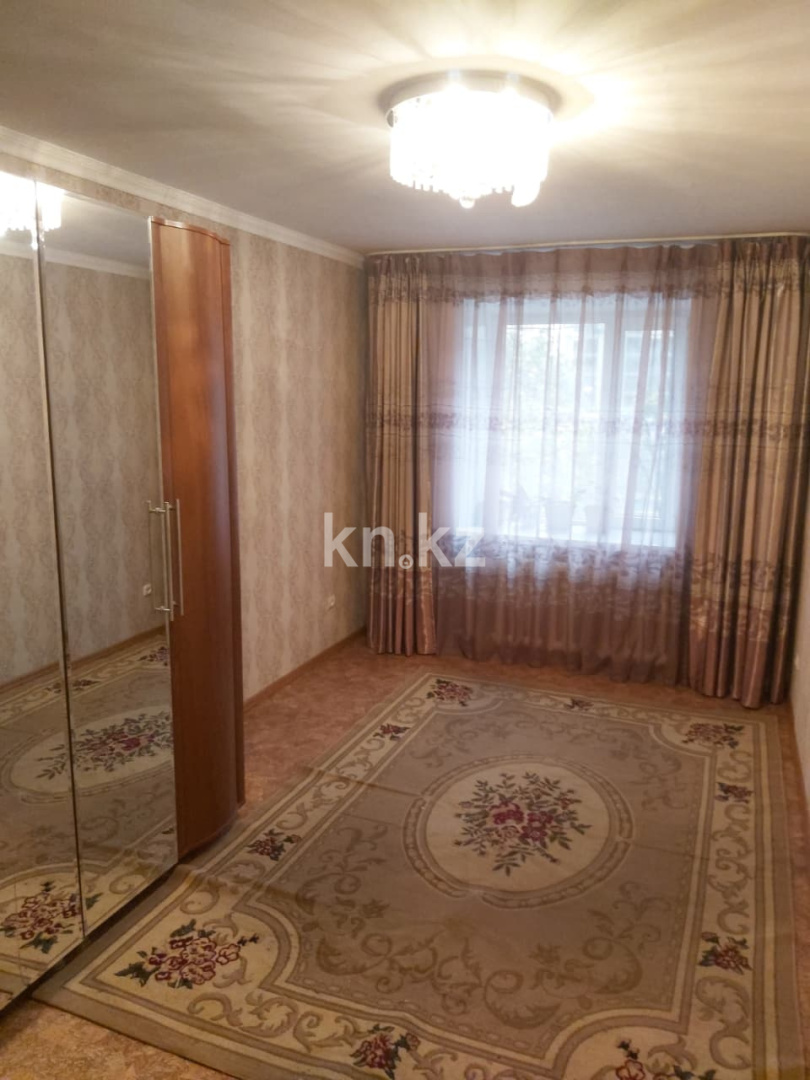 Аренда 3-комнатной квартиры, 64 м², ул. Карбышева, дом  15/2 - Аренда квартир помесячно в Караганде фото 3 из 5