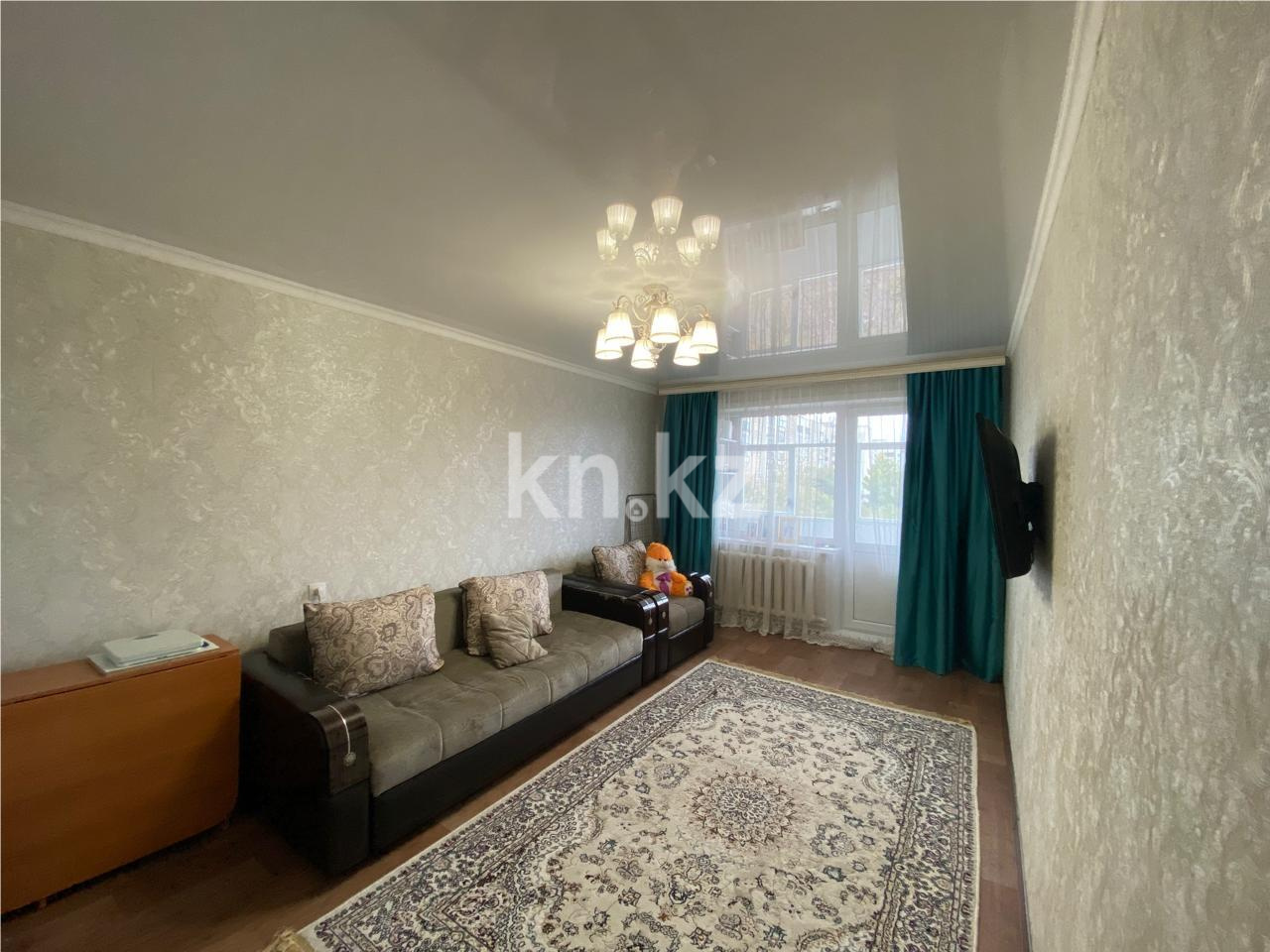Продажа 2-комнатной квартиры, 43 м², пр. Республики - Продажа квартир в Караганде фото 2 из 13