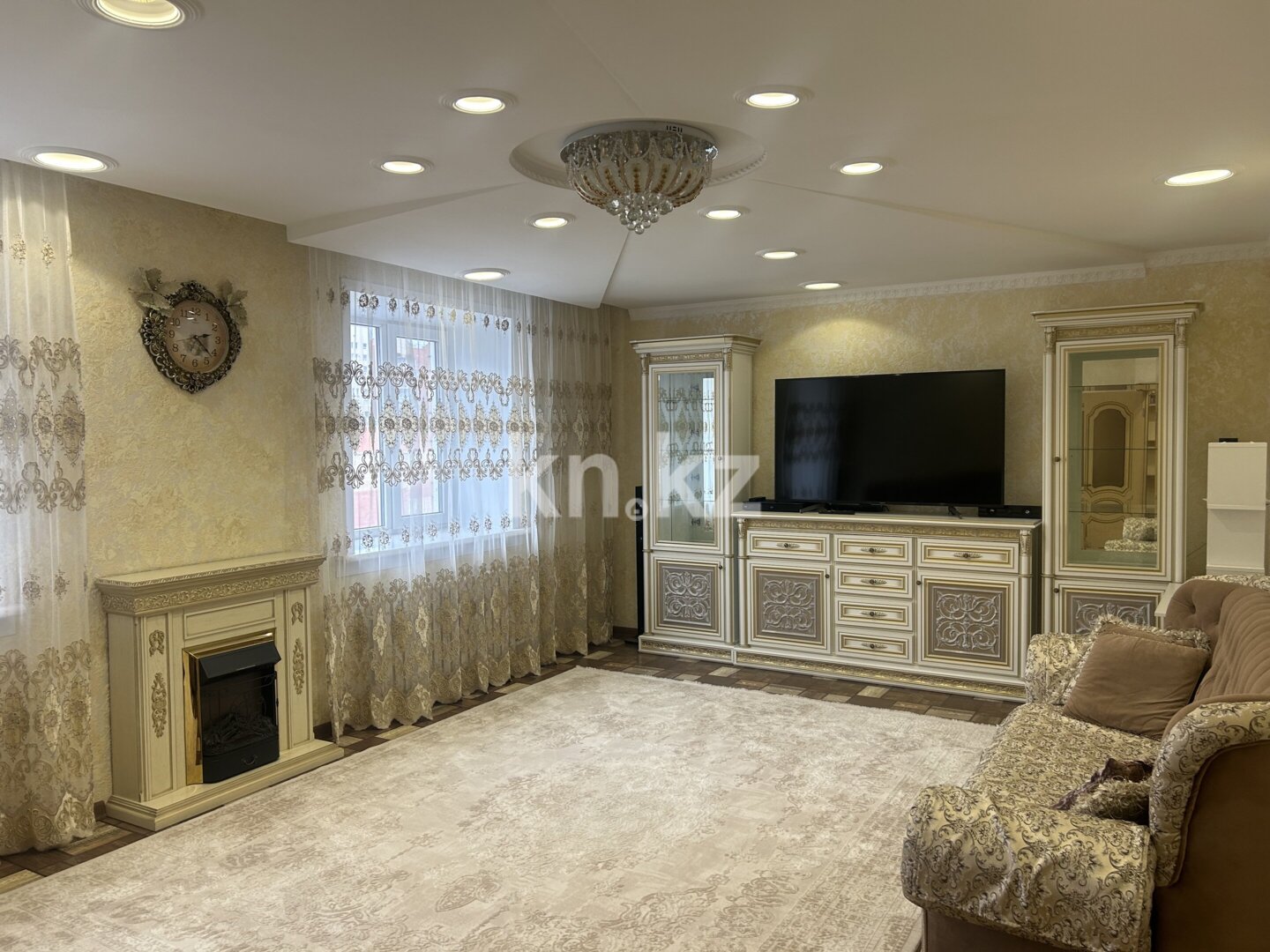 Продажа 4-комнатной квартиры, 140 м² в Астане - фото 3