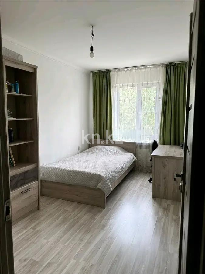 Продажа 3-комнатной квартиры, 63 м², мкр-н Аксай-2, дом  11 в Алматы - фото 2