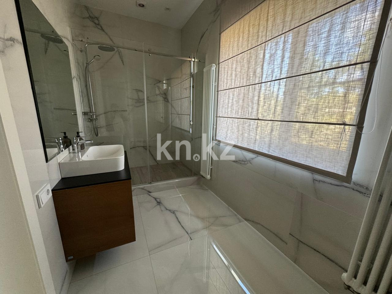 Аренда 5-комнатного дома, 380 м², Кыз Жибек, дом  18 - Аренда домов в Астане фото 15 из 40