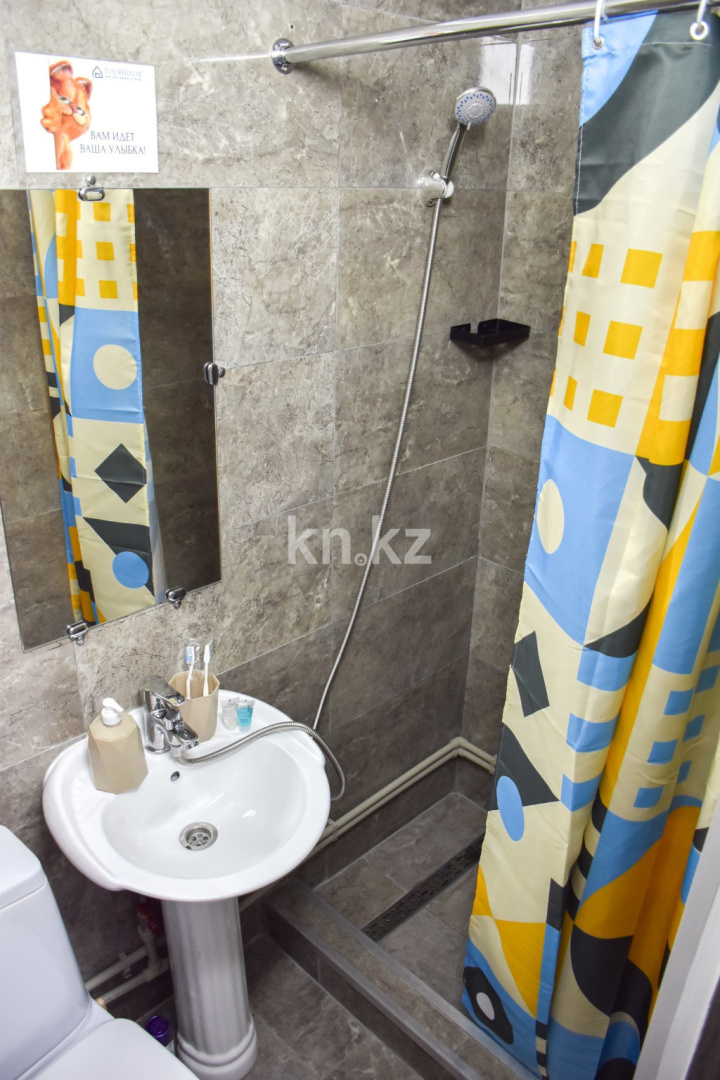 Аренда 1-комнатной квартиры посуточно, 10 м², ул. Си Синхая, дом  18 - ул. Жарокова - Аренда  однокомнатных квартир посуточно в Алматы с фото фото 4 из 4