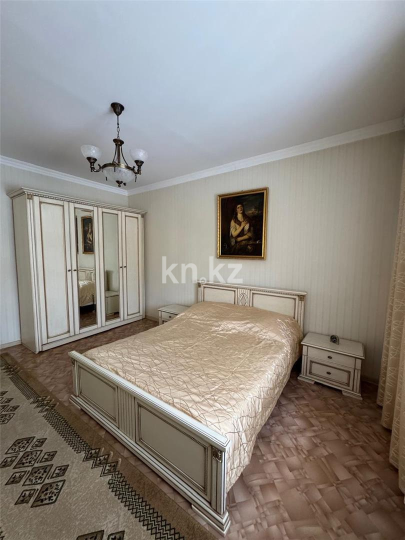 Продажа 3-комнатной квартиры, 84 м², ул. Абая в Караганде - фото 7
