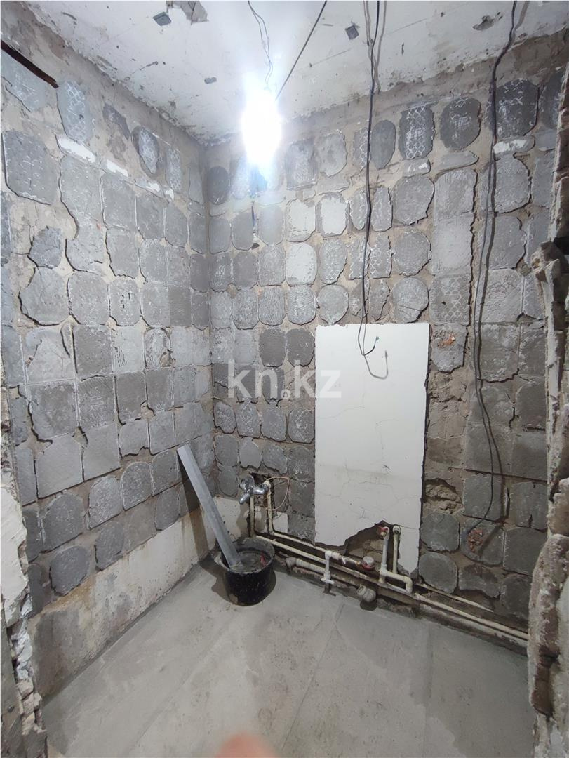 Продажа 2-комнатной квартиры, 59 м², ул. Мустафина - Продажа квартир в Караганде с фото фото 8 из 16