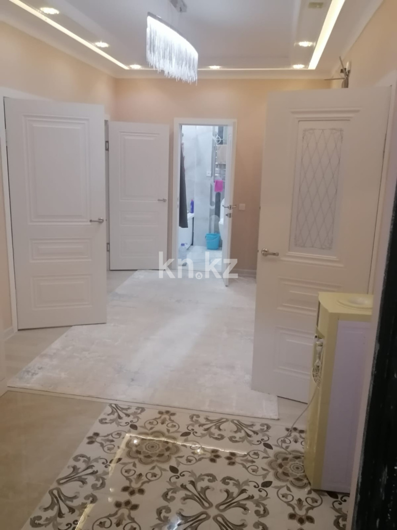 Продажа 3-комнатной квартиры, 75 м², мкр-н 16, дом  77 - Продажа квартир в Актау без посредников с фото фото 2 из 16