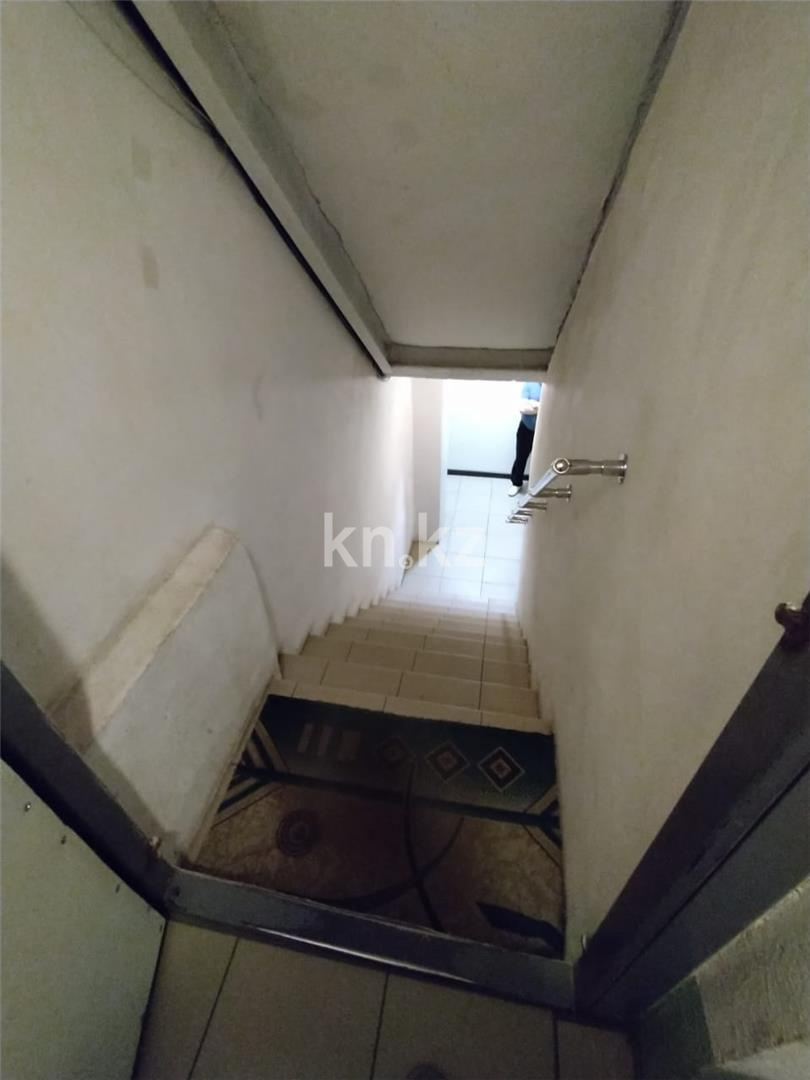 Продажа 3-комнатной квартиры, 60 м² - Продажа трехкомнатных квартир в Караганде - страница 3 фото 25 из 28