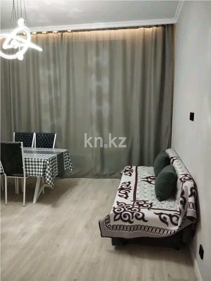 Продажа 2-комнатной квартиры, 39 м², пр. Кабанбай батыра, дом  38/2 в Астане