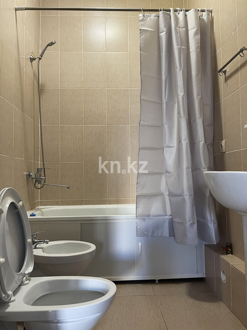 Аренда 2-комнатной квартиры, 62 м², пр. Кабанбай батыра, дом  60/11 - ул. Гейдара Алиева - Аренда квартиры помесячно в Астане фото 13 из 20