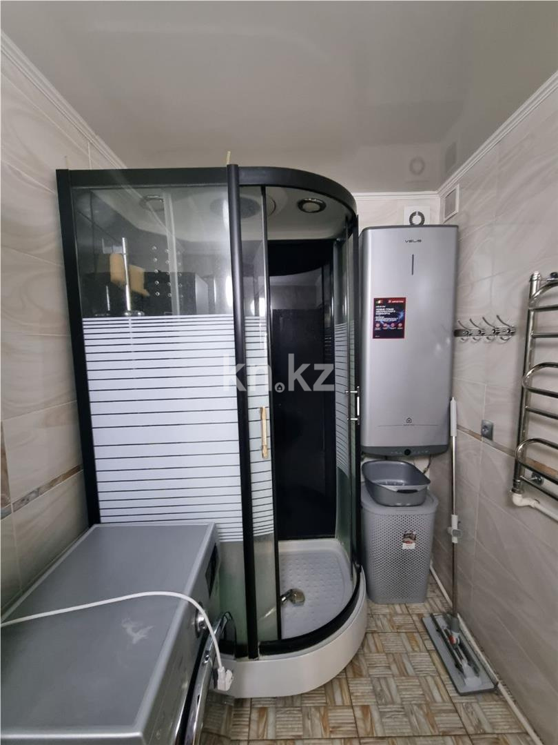 Продажа 4-комнатной квартиры, 90 м², ул. Дюсембекова, дом  4 - Продажа  четырехкомнатных квартир в Караганде фото 10 из 19