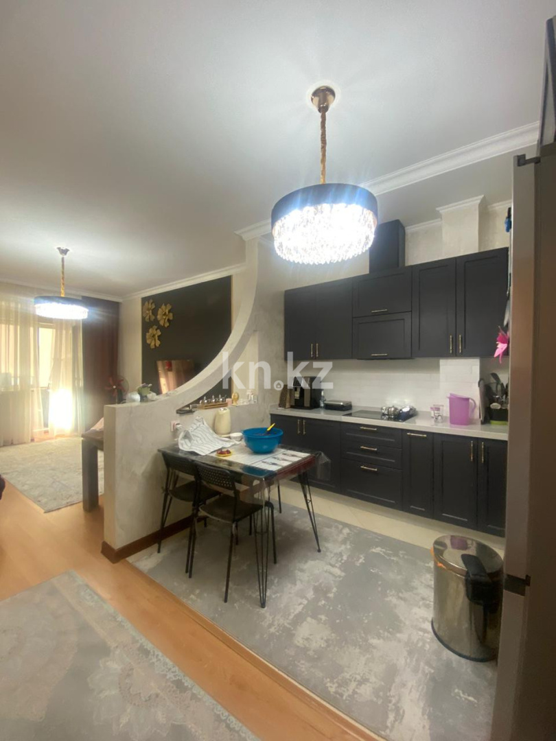 Продажа 4-комнатной квартиры, 85.6 м² в Алматы - фото 9