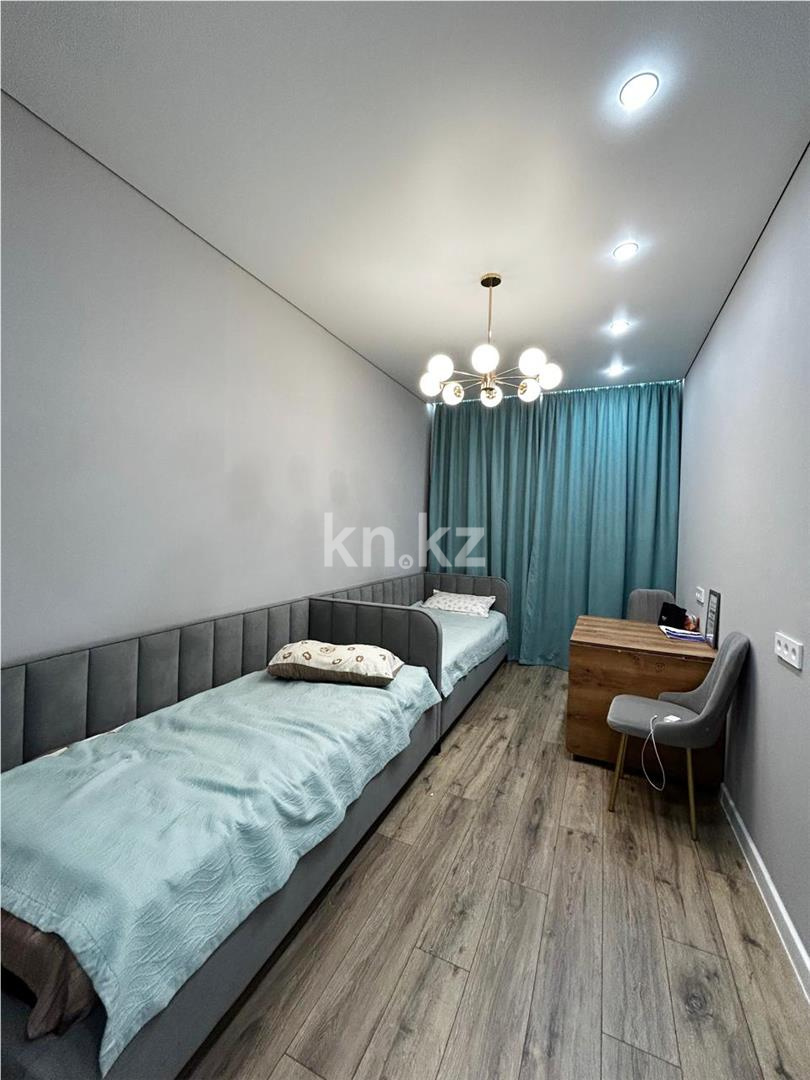 Продажа 3-комнатной квартиры, 83 м², ул. Муканова - Продажа  трехкомнатных квартир в Караганде фото 5 из 14