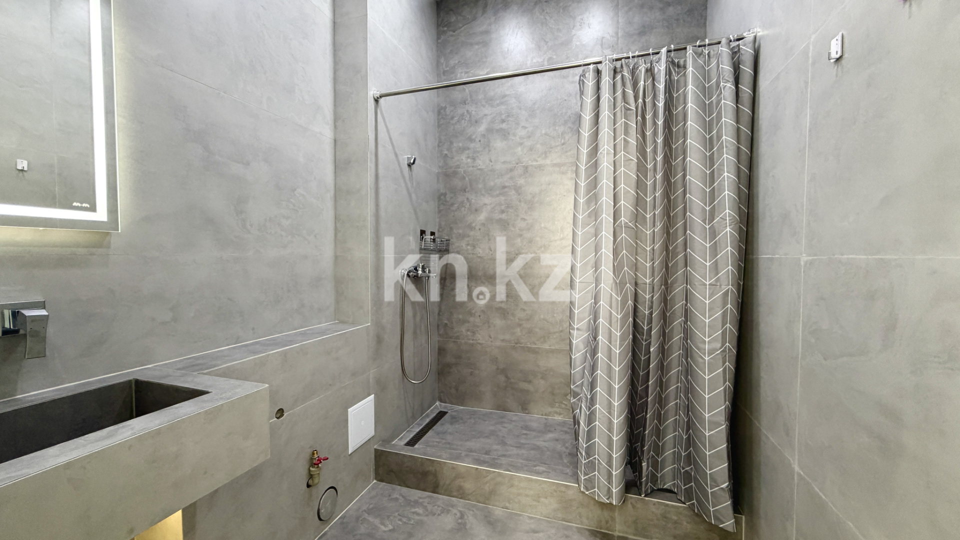 Аренда 3-комнатной квартиры, 82.1 м² - Аренда квартир помесячно в Алматы фото 3 из 13