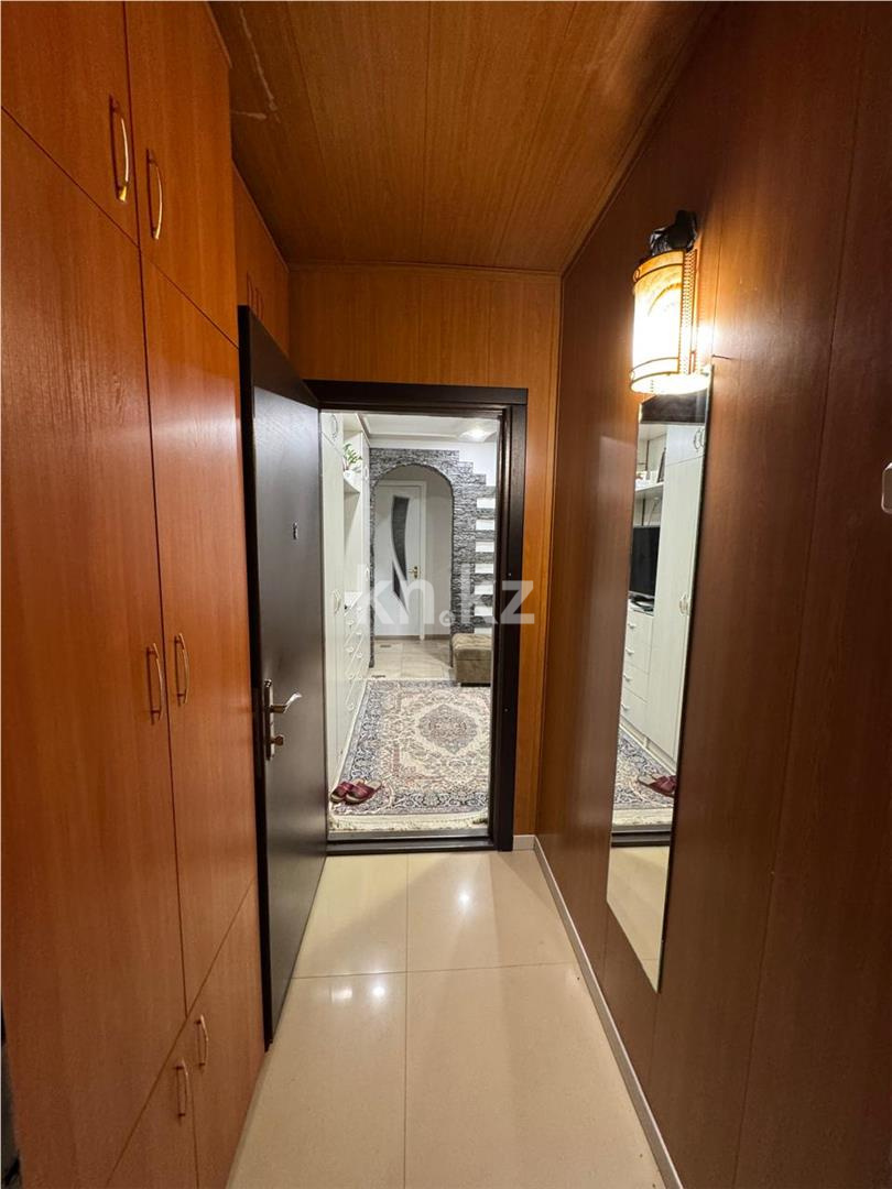 Продажа 3-комнатной квартиры, 64 м², мкр-н Степной-2, дом  3 в Караганде - фото 19