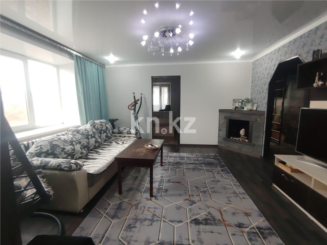 Продажа 3-комнатной квартиры, 55 м², мкр-н 7-й, дом  35 - Продажа квартир в Темиртау фото 1 из 18