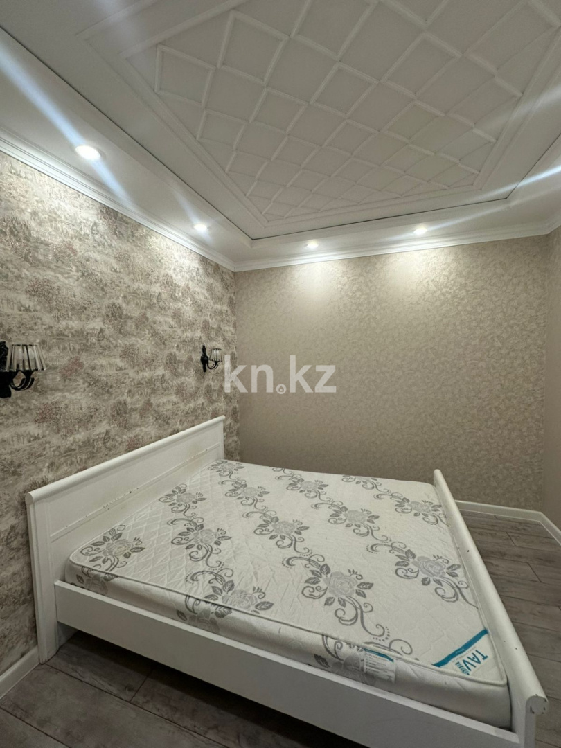 Продажа 2-комнатной квартиры, 42 м², пр. Шахтеров, дом  52б - Продажа квартир в Караганде фото 4 из 11