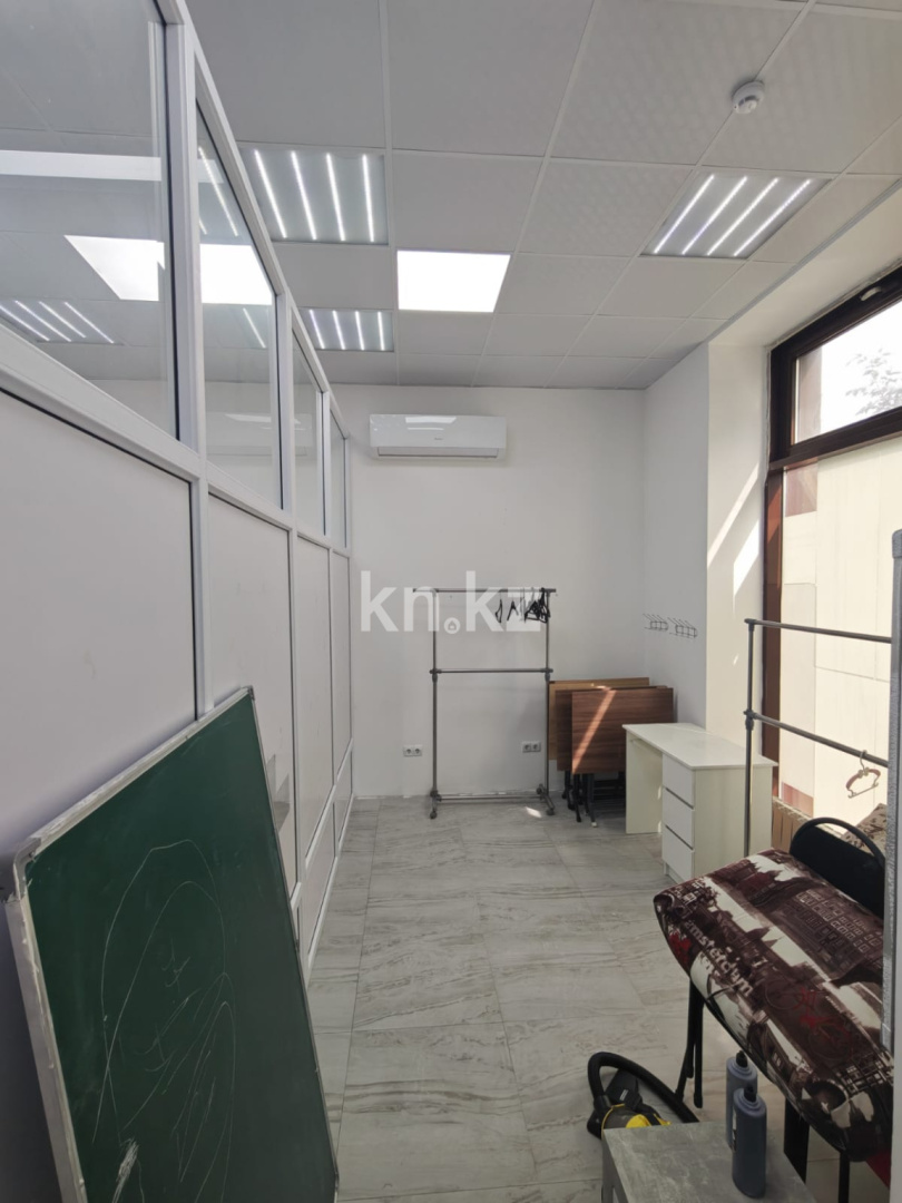 Продажа помещения, 58 м² - Продажа офисных и торговых помещений в Казахстане - страница 2 фото 7 из 12