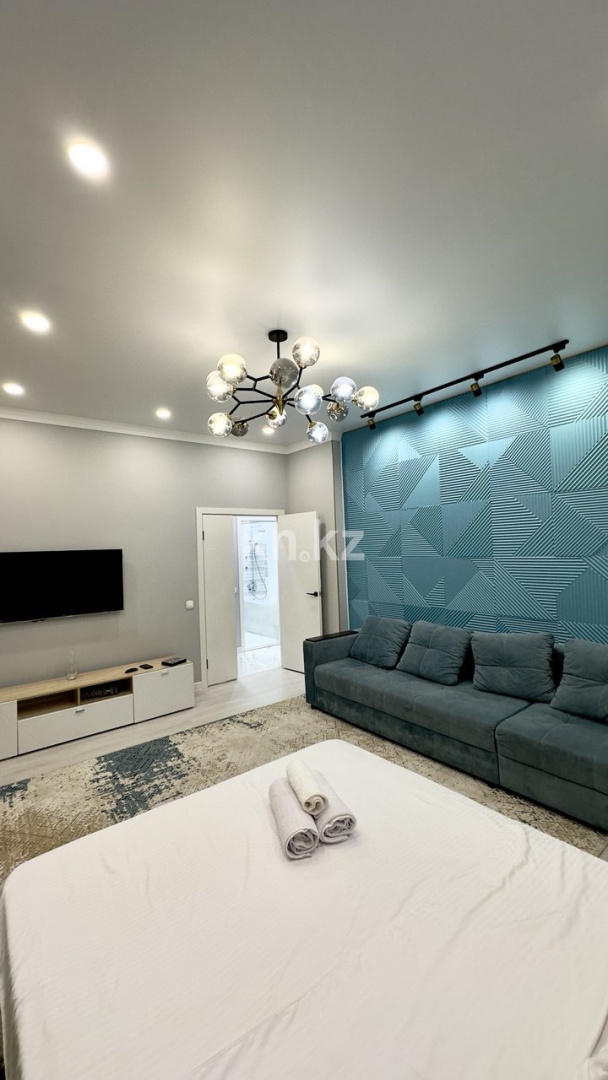Аренда 2-комнатной квартиры посуточно, 75 м², пр. Кабанбай батыра, дом  51 - пр. Улы Дала - Аренда  двухкомнатных квартир посуточно в Астане без посредников фото 1 из 6