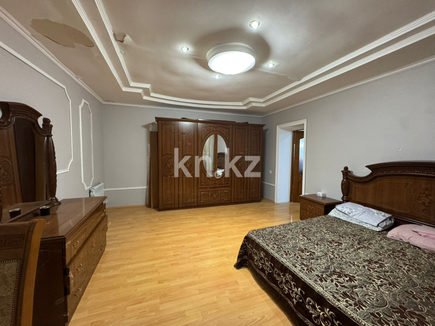 Продажа 4-комнатного дома, 321 м², ул. Кунгей - Продажа домов, коттеджей в Караганде фото 15 из 26