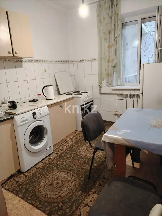 Продажа 2-комнатной квартиры, 60 м², мкр. Аксай-2, дом  15А в Алматы - фото 2