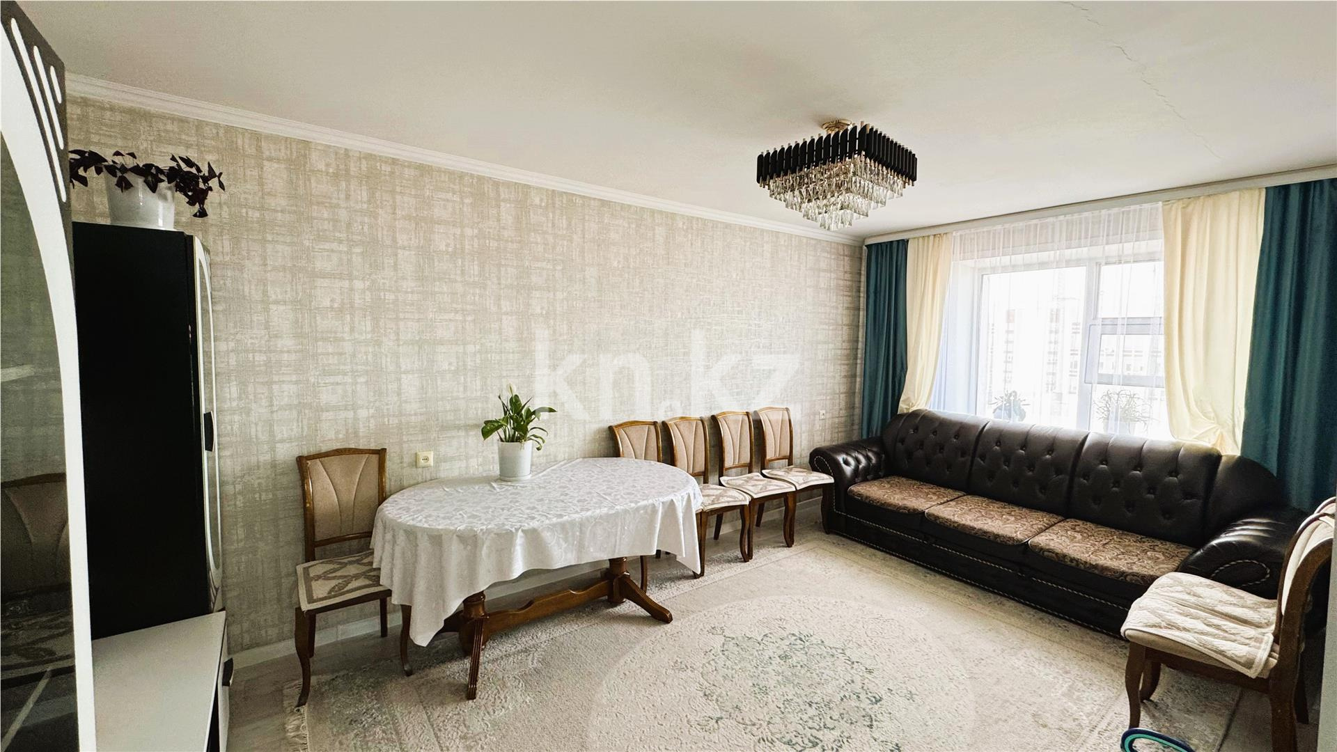 Продажа 3-комнатной квартиры, 72 м², пр. Назарбаева, дом  43 - Продажа квартир в Караганде фото 1 из 12