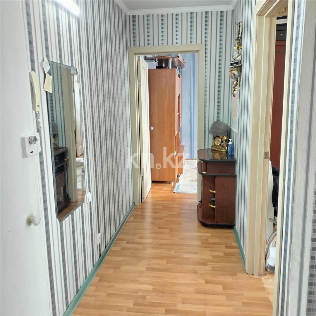 Продажа 4-комнатной квартиры, 62 м², мкр-н 23 - Продажа квартир в Караганде фото 7 из 12