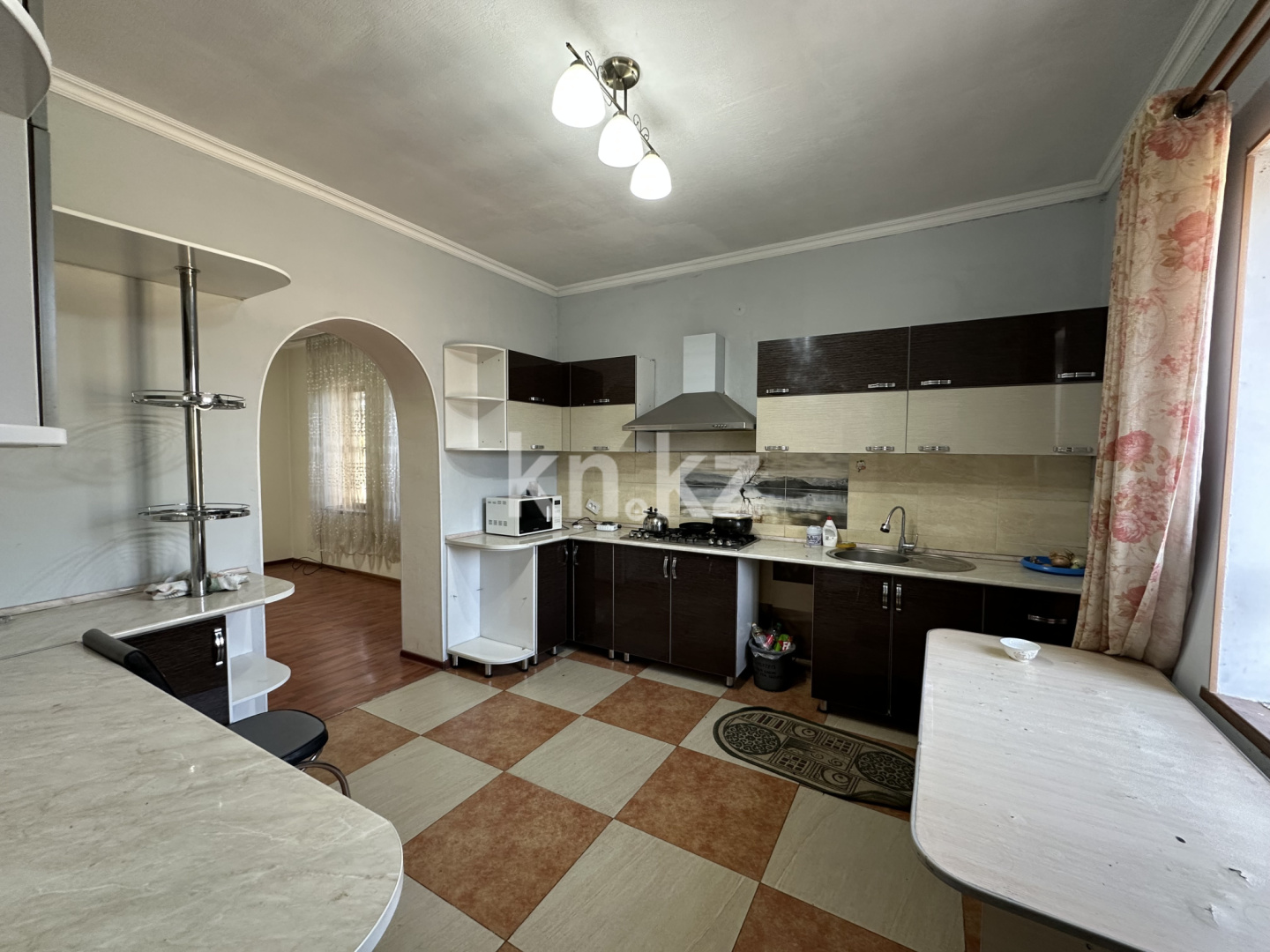 Продажа 7-комнатного дома, 280 м², Нурашбеков, дом  2 - Продажа домов, коттеджей в Казахстане фото 9 из 26